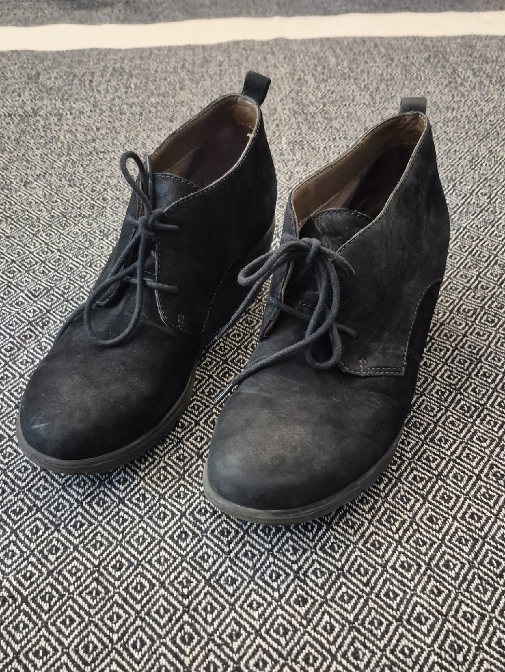 Dansko Cadee Wedge Suede Ankle Bootie Size 8 (38)